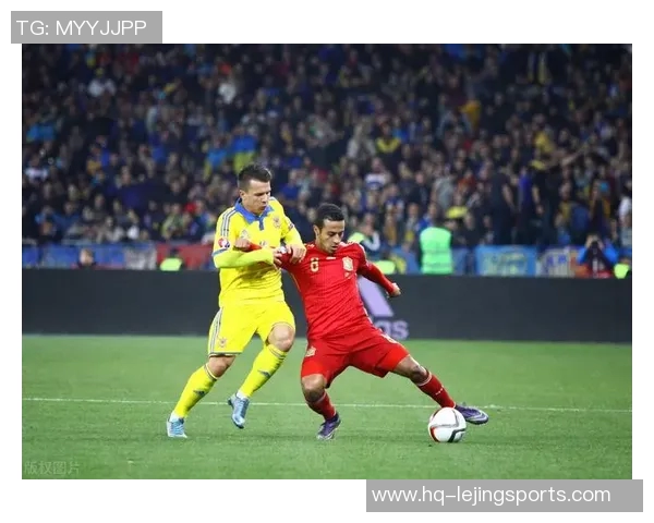 鹿斯巴达与奈梅亨的激烈对决揭示了足球战术的博弈与激情碰撞